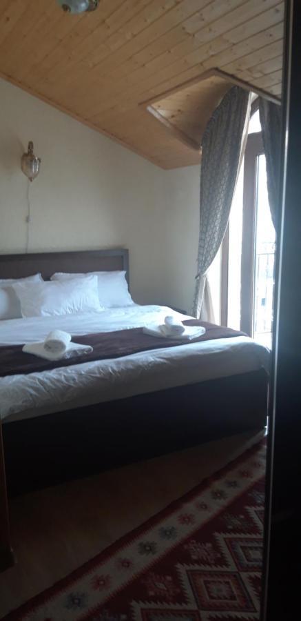 Hotel Iveria Kazbegi Kültér fotó