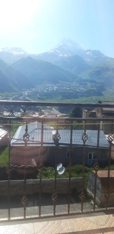 Hotel Iveria Kazbegi Kültér fotó