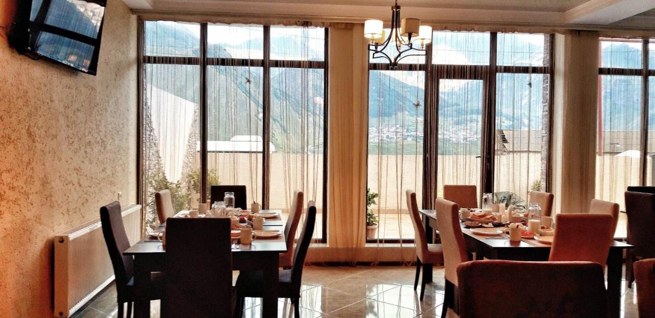Hotel Iveria Kazbegi Kültér fotó