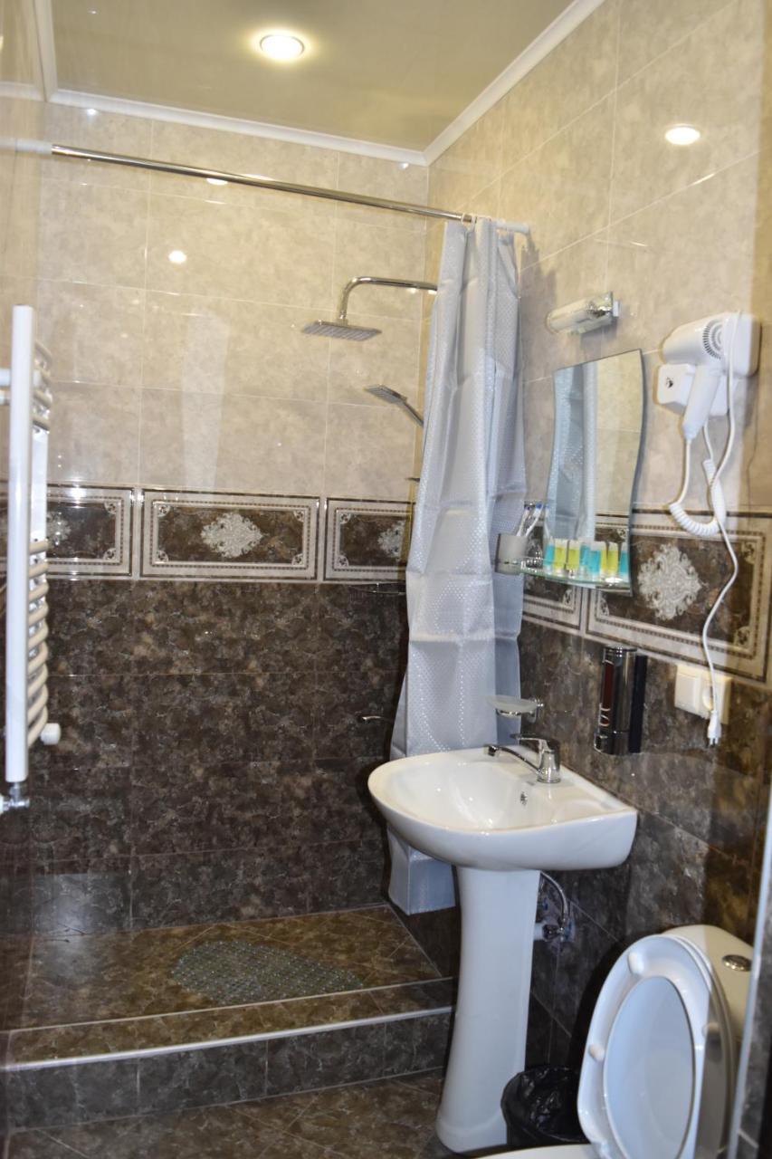 Hotel Iveria Kazbegi Kültér fotó