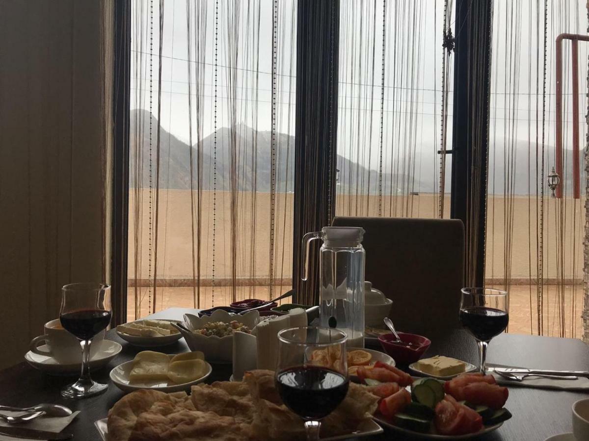 Hotel Iveria Kazbegi Kültér fotó