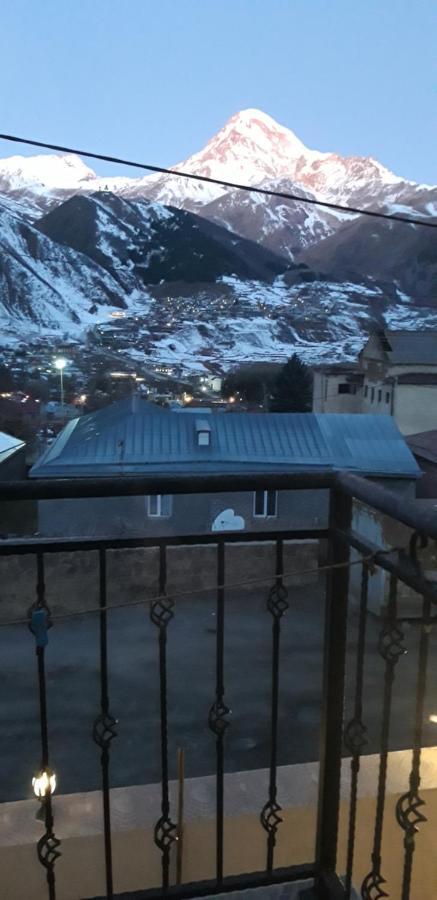 Hotel Iveria Kazbegi Kültér fotó