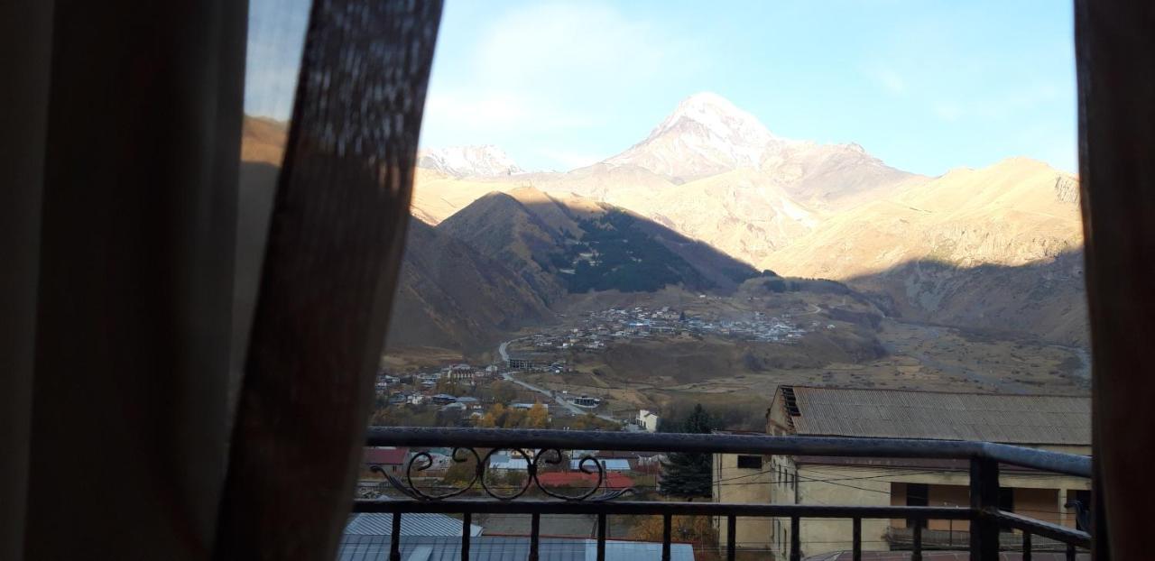Hotel Iveria Kazbegi Kültér fotó